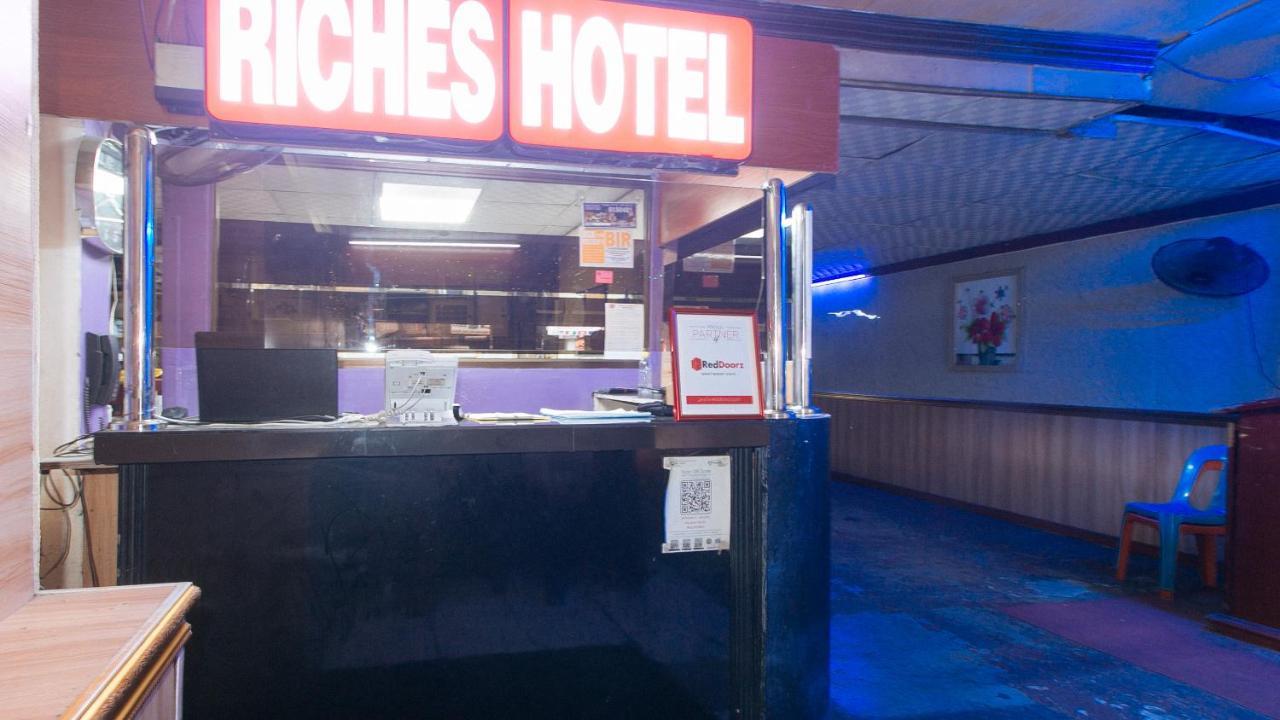 Reddoorz @ Riches Holiday Hotel Avenida Manila Exterior foto